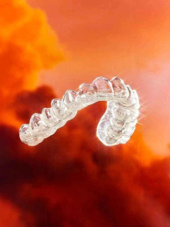 Direct-Printed vs. Thermoformed Aligners: A Clinical Comparison